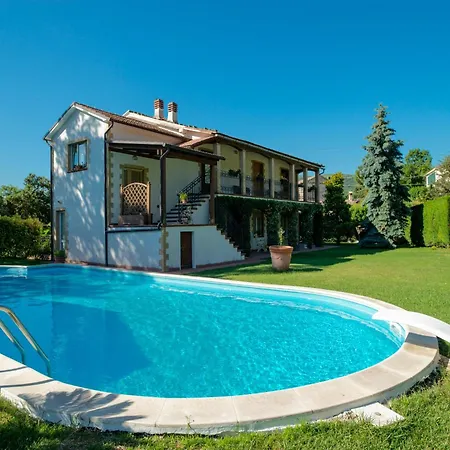 Apartamento Apartment In Marche Near Lame Rosse, Cleaning Included